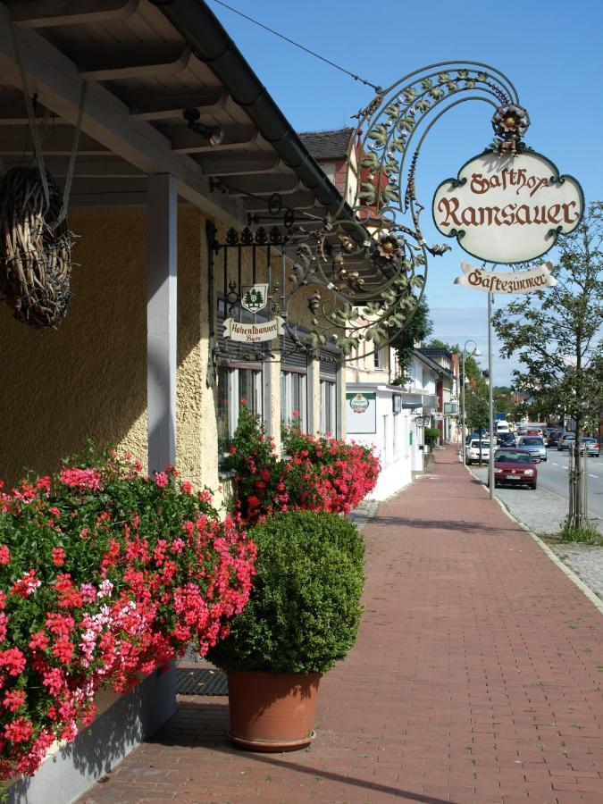 Gasthof Ramsauer Neufahrn in Niederbayern Buitenkant foto